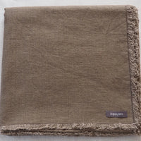 Kelly tablecloth
