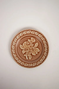 Assiette à motif floral