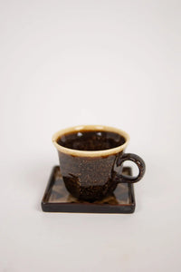 Tasse avec soucoupe