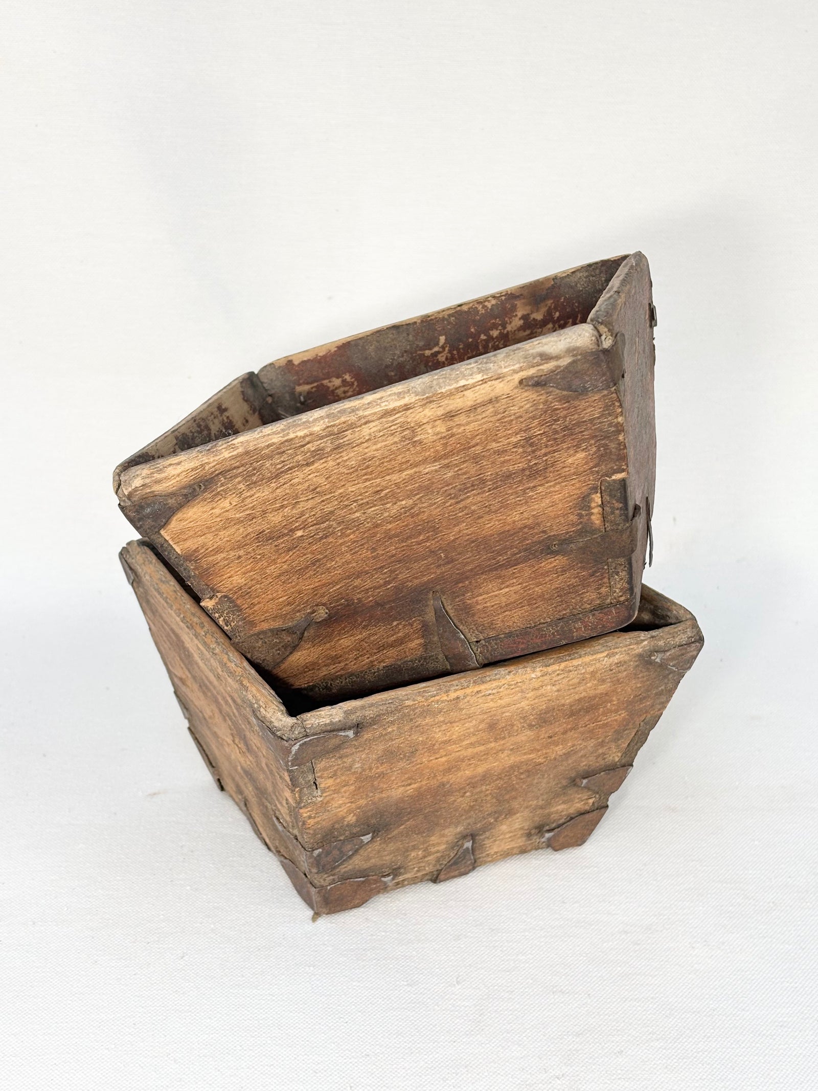 Square wooden basket