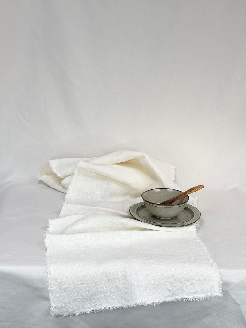 Hedvig Table Runner