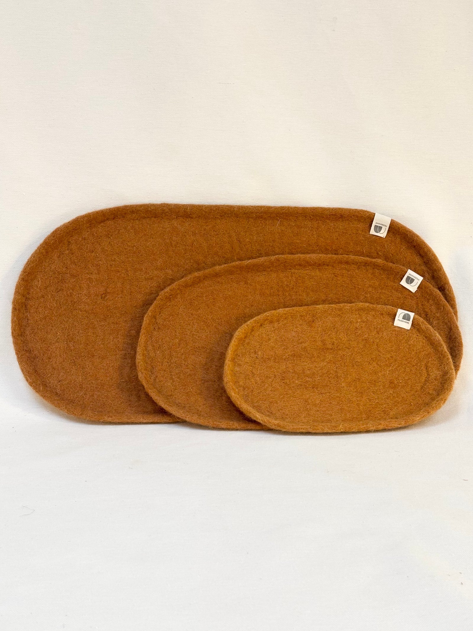 Felt tray