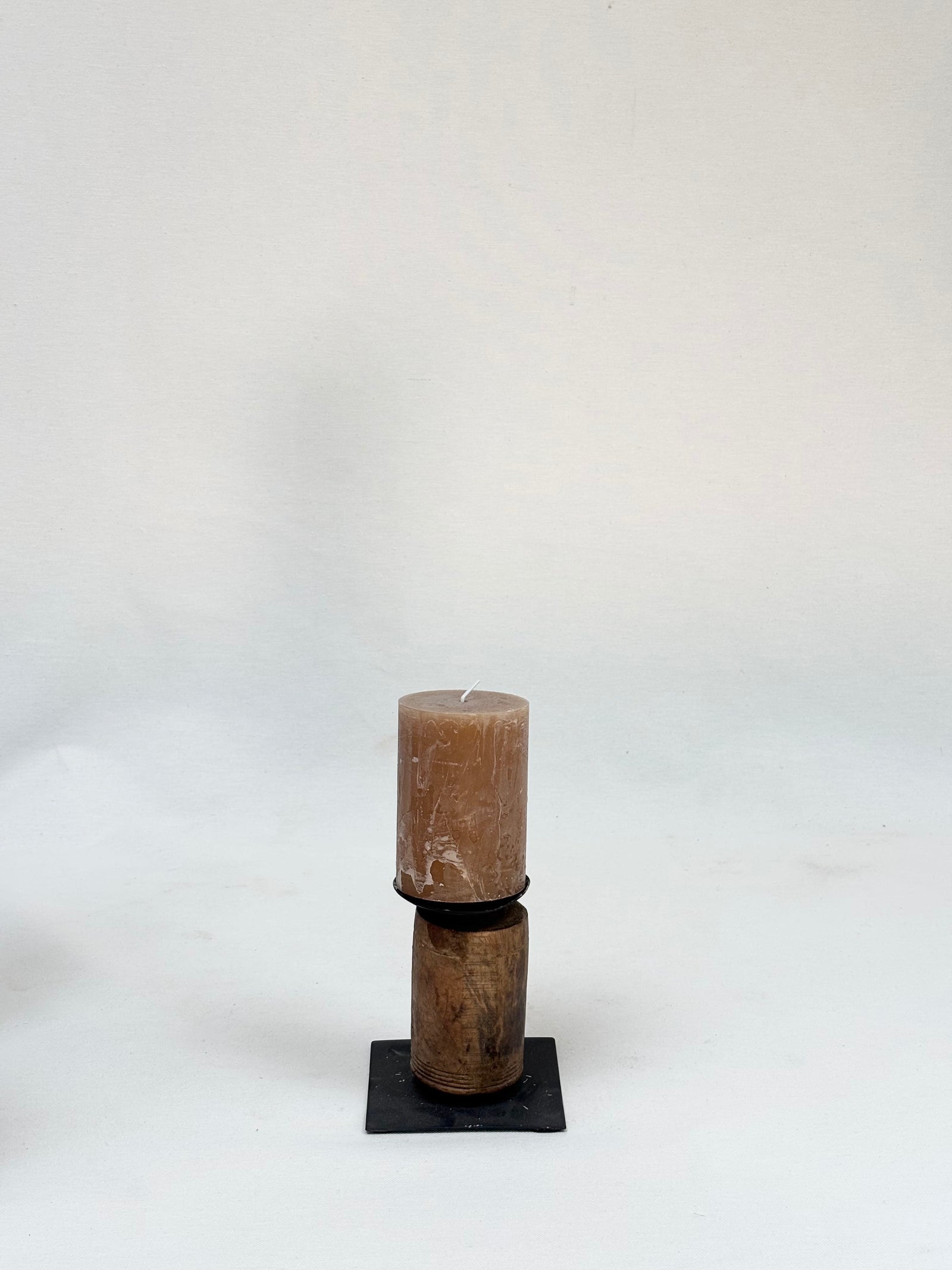 Bougeoirs en bois